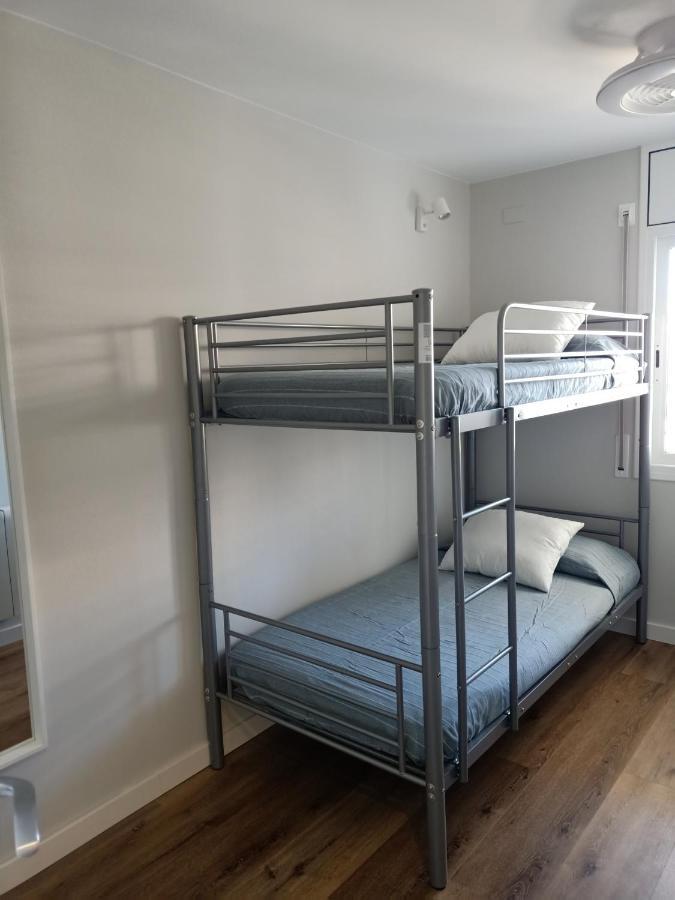 Seafront Apartment Pineda Beach لا بينيذا المظهر الخارجي الصورة